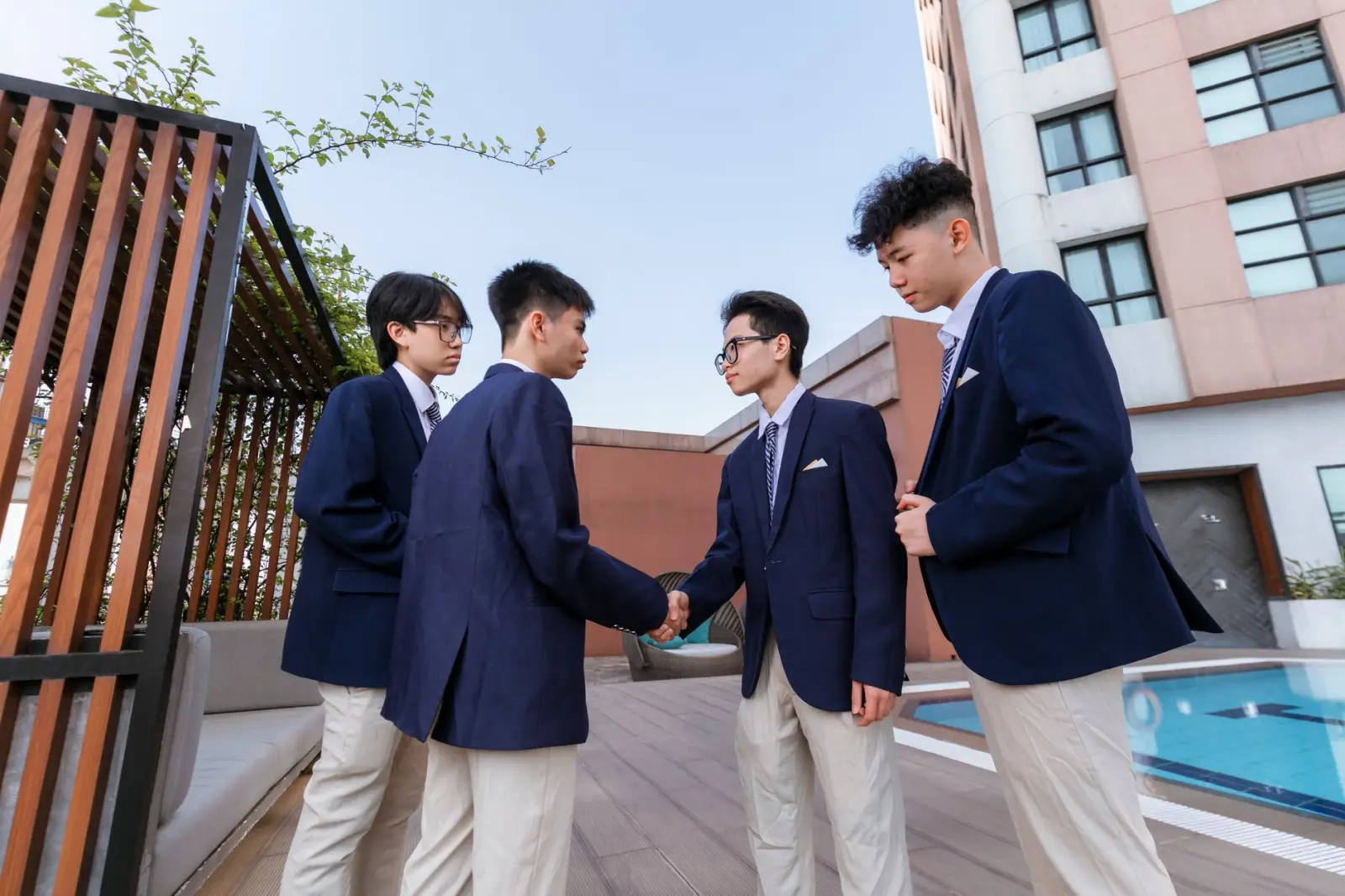 电子元件正品保障与稳定供货策略：级大电子助力维修服务商