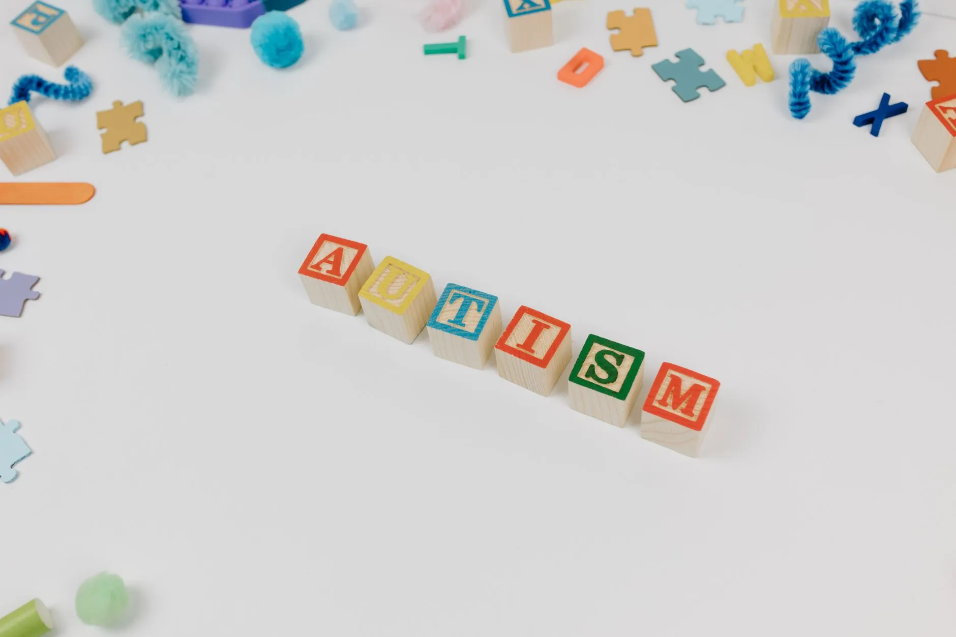 电子贸易中正品电子元器件对制造企业生产稳定的影响